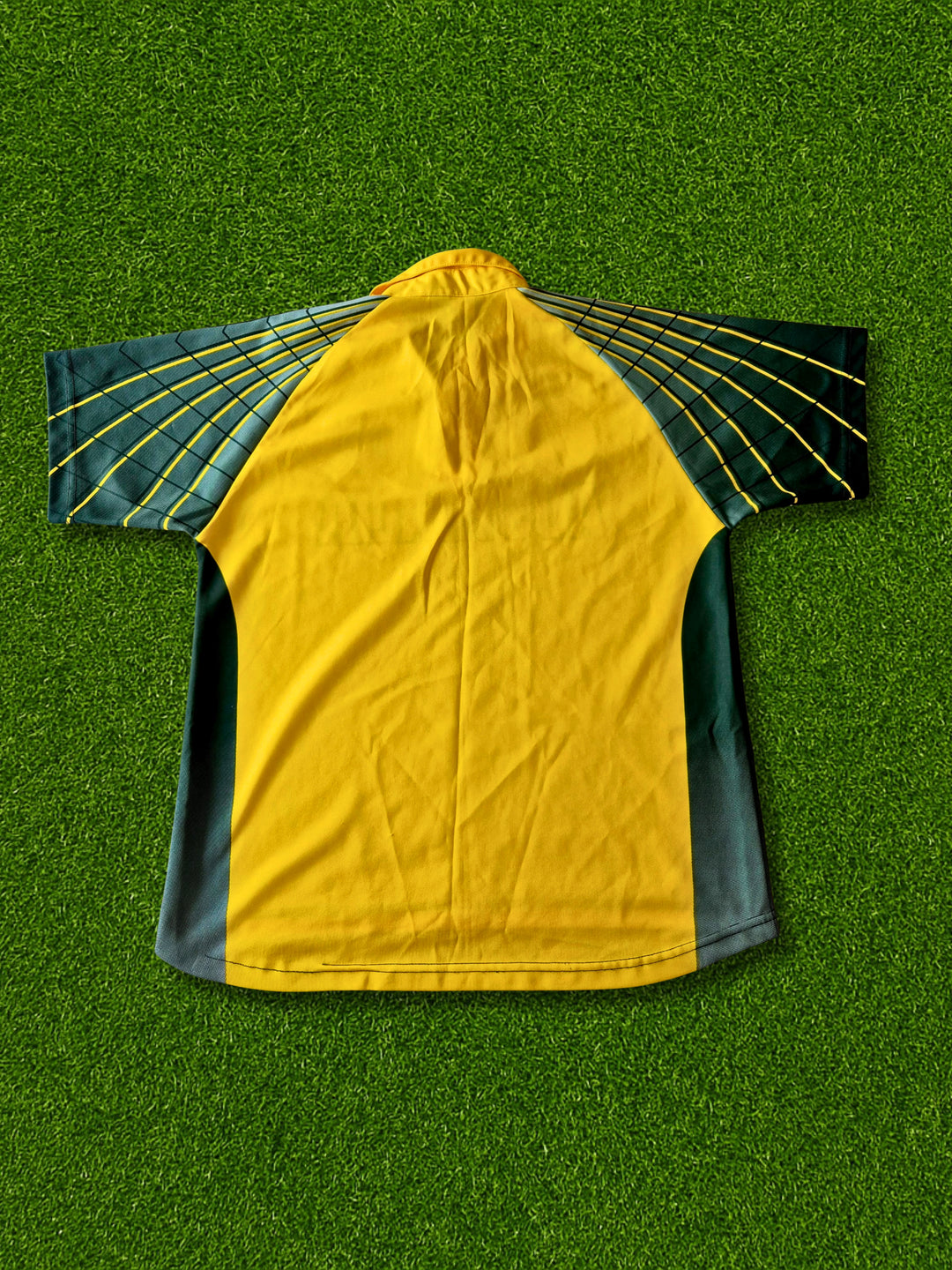 Australia 2001 Official Retro Cricket Jersey (used)