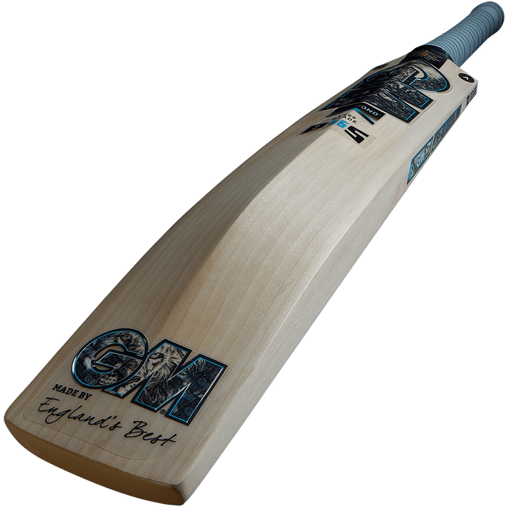 Gunn & Moore Diamond 808 Junior Cricket Bat 2026