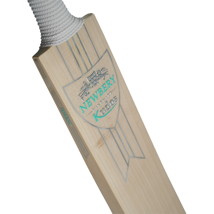 Newbery Kudos Players Cricket Bat 2025
