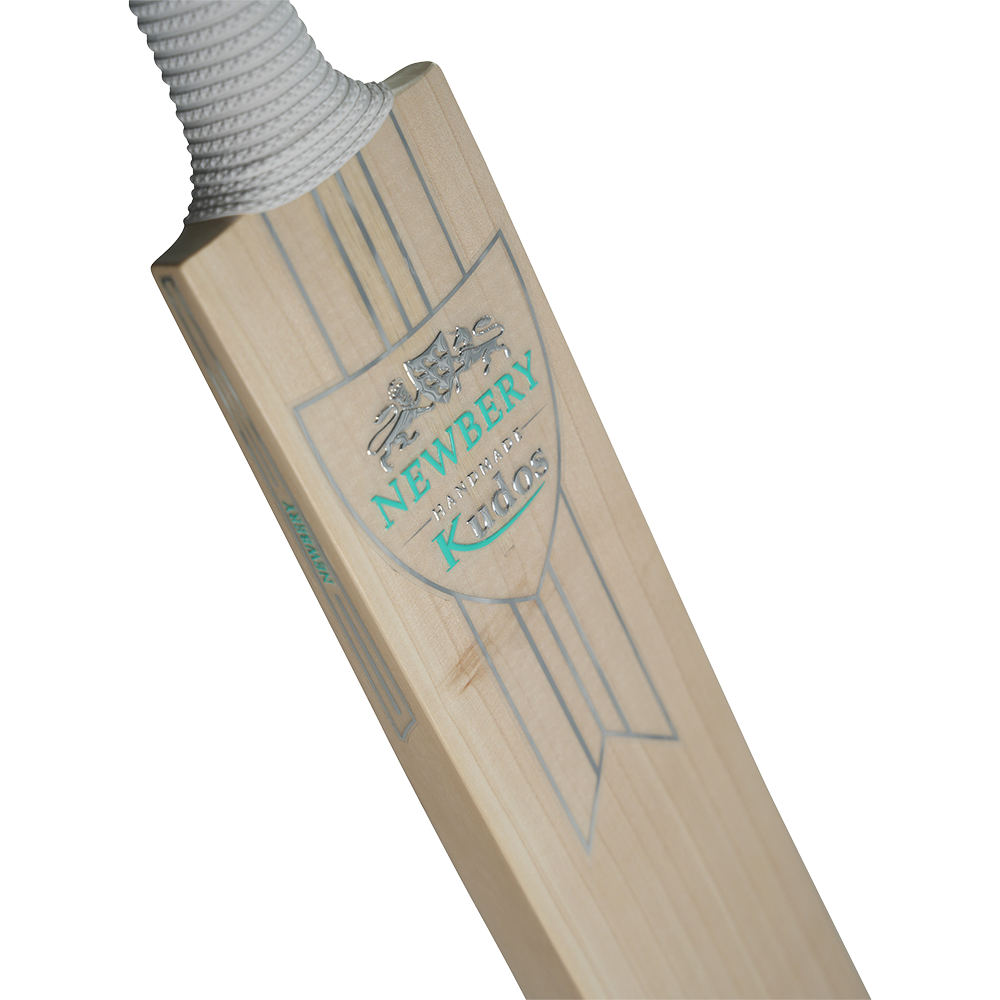 Newbery Kudos 5 Star Junior Cricket Bat 2025