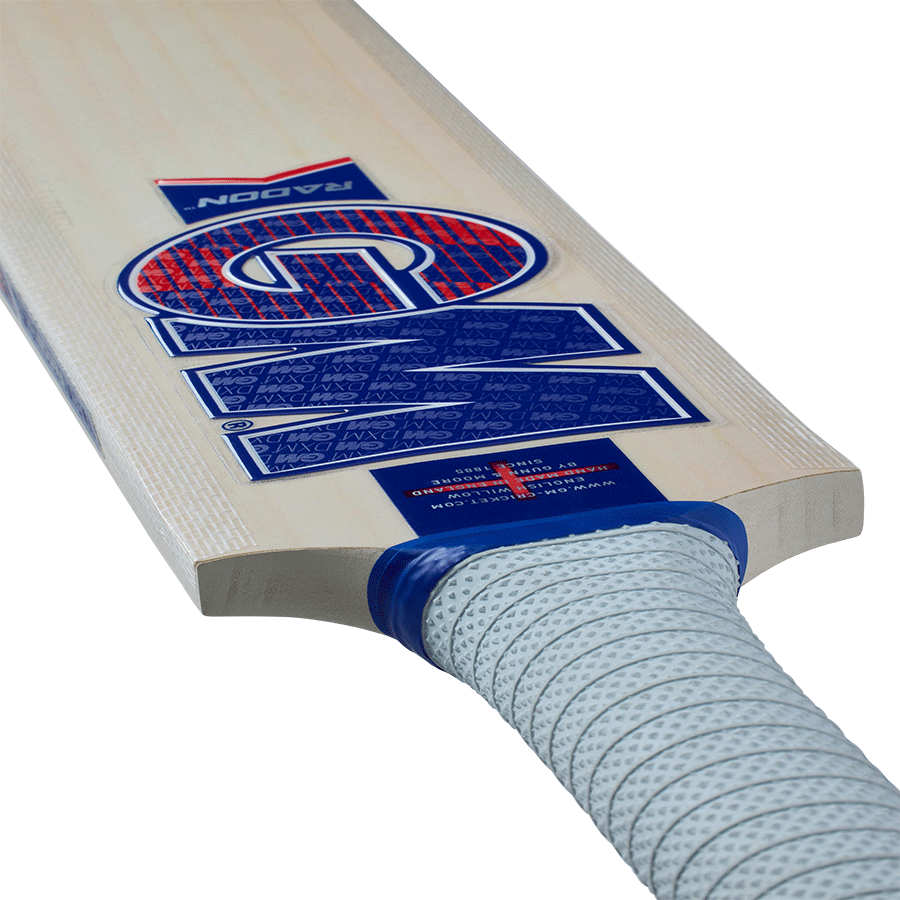 Gunn & Moore Radon Junior Cricket Bat 2026