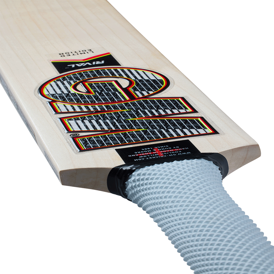 Gunn & Moore Rival 808 Junior Cricket Bat 2026